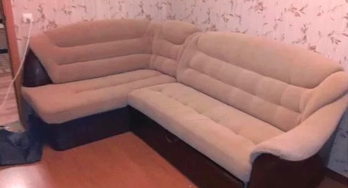 Перетяжка углового дивана. Лосиноостровский район